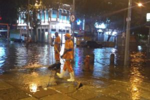 ６日夜、リオ市内いたるところで暴風雨が発生した（Prefeitura do Rio）