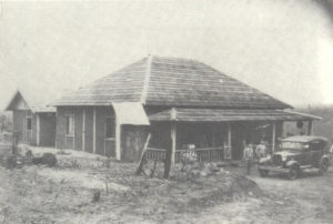 移住地のブラ拓事務所（1929年）