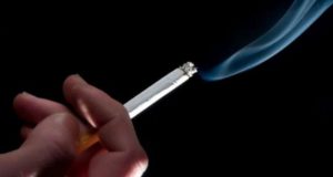 喫煙はがん患者の発生や死にも大きな影響を与えている(Banco Mundial/ONU)
