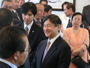 世界水フォーラムの折、首都の大使館で日系人と懇談された皇太子殿下