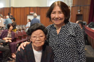 今年で１０１歳になる平井ステさんと義理の娘のアメリアさん