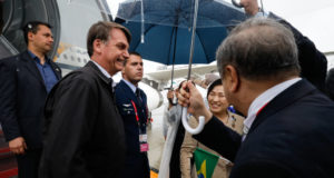Ｇ２０が開かれる大阪に到着したボウソナロ大統領（Alan Santos/PR）
