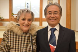 テルオ・カワムラさんと奥さん