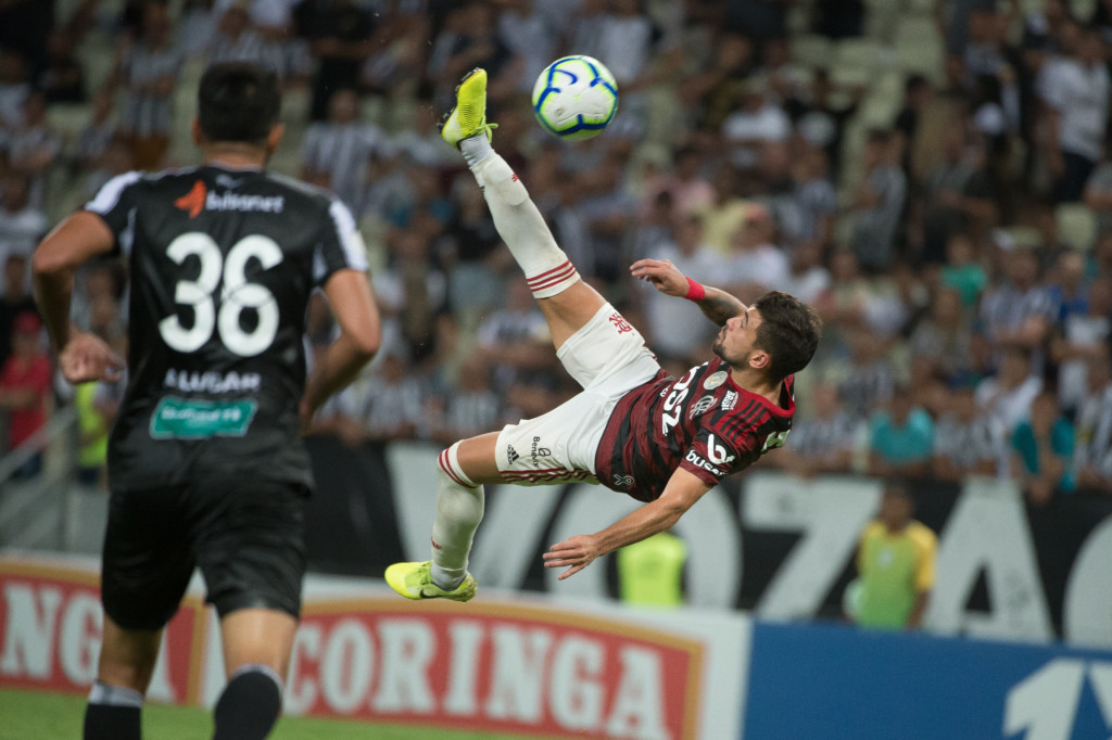 ブラジルサッカー フラメンゴが首位奪取 ３戦勝ちなしのサントスは２位に後退 ブラジル知るならニッケイ新聞web