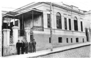戦前、サンパウロ市ファグンデス街にあったころのブラジル時報社屋（この建物は２０２０年現在も建っている、『在伯同胞活動実況写真帳』」（１９３８年 竹下写真館）