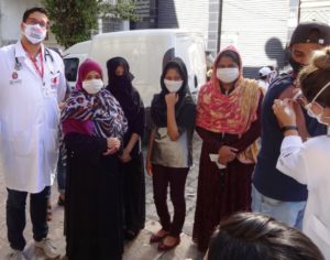 インフルエンザの予防接種に訪れていたサンパウロ在住のバングラディッシュ人女性たち