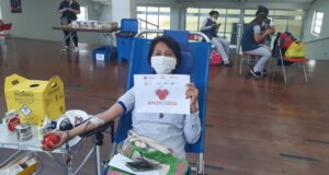 献血中の参加者