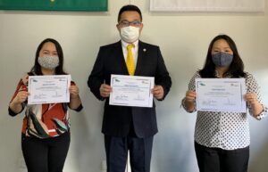 譲渡に立ち会った３人が礼状を受けた