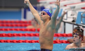 男子水泳１００メートル・バタフライで金を獲得したガブリエル・バンデイラ（Reproducao Twitter/Paralympic Games）