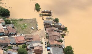 バイア州の人々の日常や命を奪った水害の爪あと(Isac Nobrega/PR)